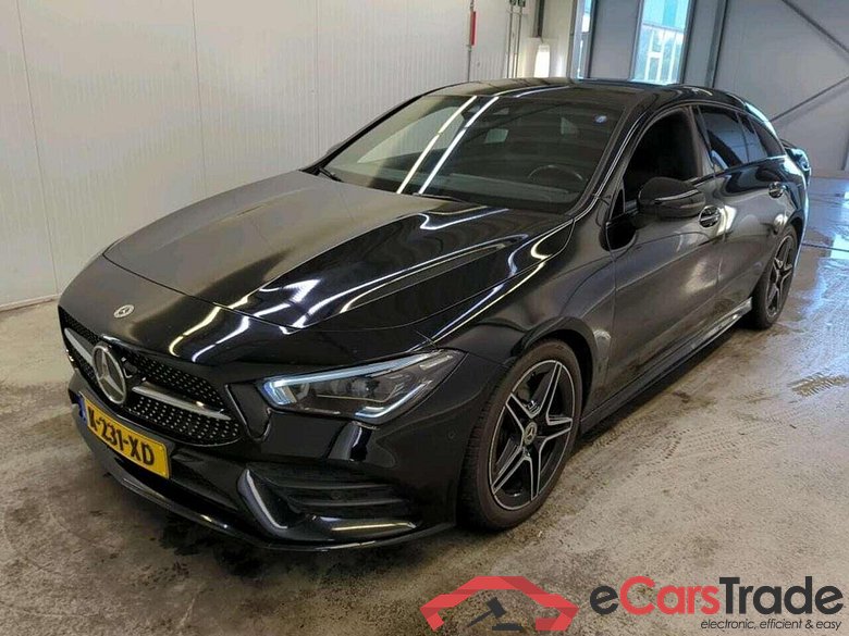 MERCEDES-BENZ CLA-klasse Shooting Brake 180 d Bns Sol. AMG