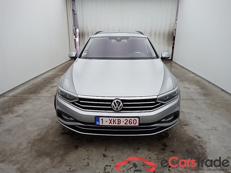 Volkswagen Passat Variant 1.6 TDI SCR DSG7 Style Business 5d #1