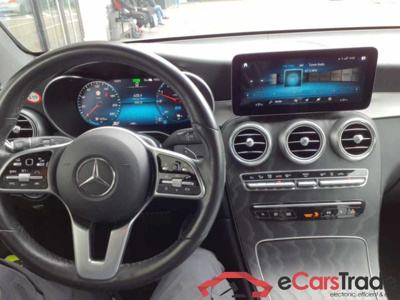 Mercedes-Benz GLC -Klasse (BM 253)(06.2015->) DE - SUV5 GLC 300 de EU6d, de AMG Line 4Matic (EURO 6d), (Facelift) 2020 - 2022 #4