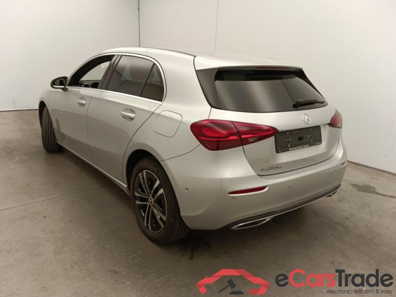 Mercedes-Benz A-Klasse A 250 e Luxury Line 5d #3