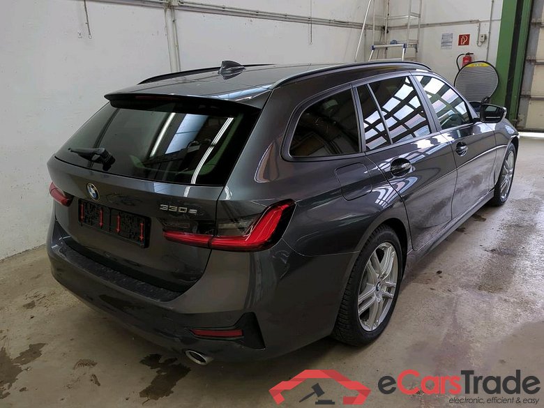 BMW 3-Serie Touring ´18 Baureihe 3 Touring 330 e Advantage 2.0 185KW AT8 E6d