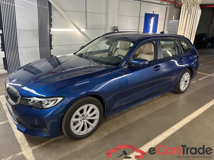 BMW 3 Reeks Touring 3 Reeks Touring 318iA (115 kW) 115kW/156pk  5D/P Auto-8