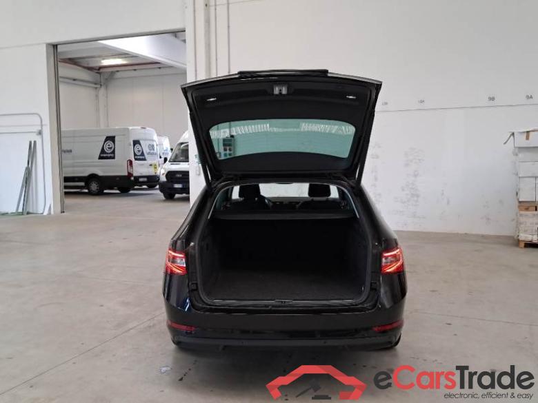 Skoda 23 SKODA SUPERB WAGON / 2019 / 5P / STATION WAGON 1.4 TSI PLUG-IN HYBRYD EXECUTIVE DSG #6