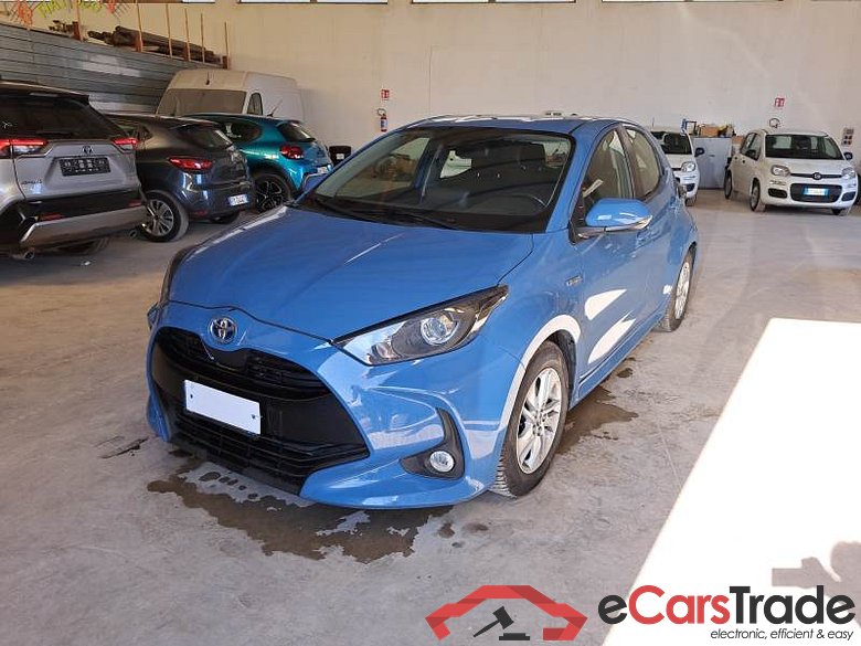 Toyota 1 TOYOTA YARIS / 2020 / 5P / BERLINA HYBRID BUSINESS MY20