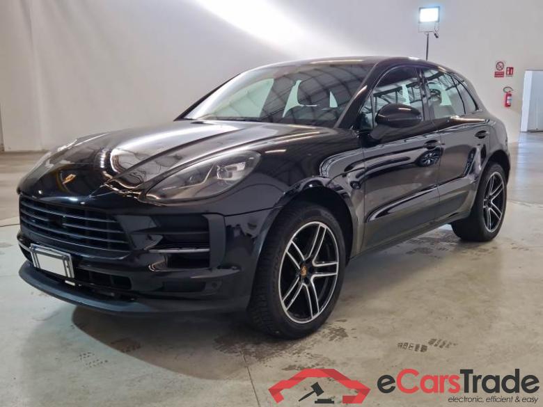 Porsche 2.0 PORSCHE MACAN / 2018 / 5P / SUV 2.0 #1