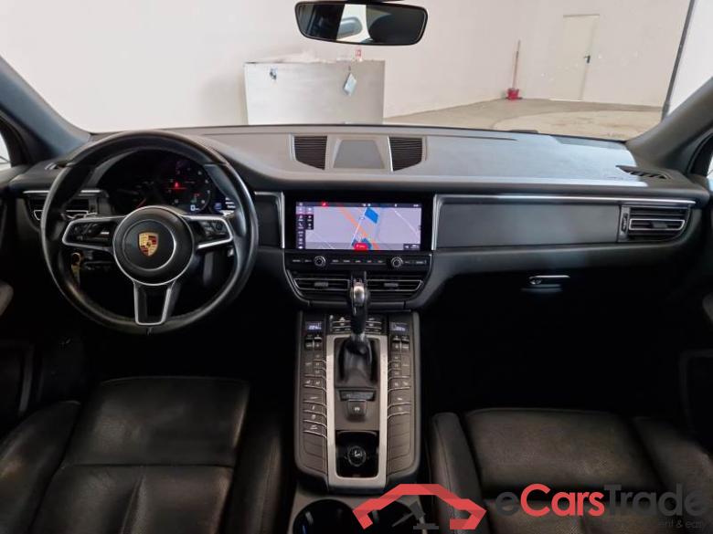 Porsche 2.0 PORSCHE MACAN / 2018 / 5P / SUV 2.0 #3