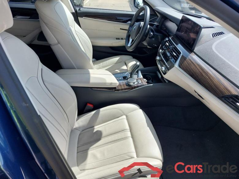 BMW 530dA xDrive Touring Serie 5 Familiar 530d xDrive 3.0 265CV AT8 E6dT #6