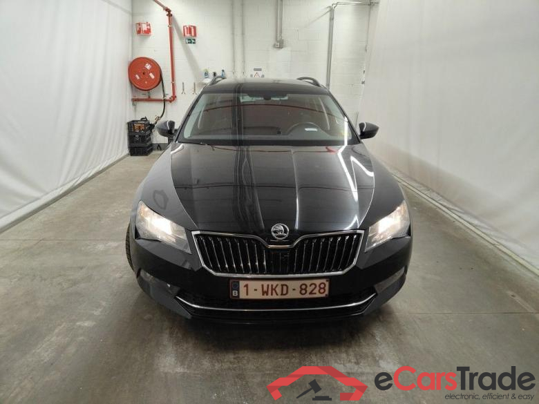 Skoda Superb Combi 1.6 CRTDI 88kW DSG7 Ambition 5d