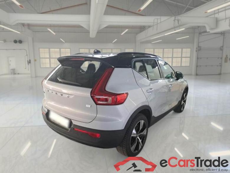 Volvo EV PLUS VOLVO XC40 / 2017 / 5P / SUV RECHARGE TWIN PLUS #2