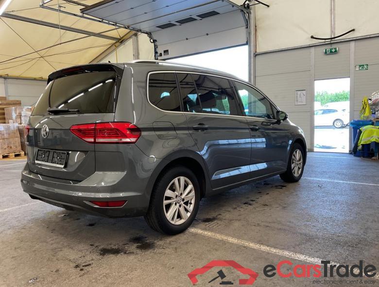 VOLKSWAGEN Touran Touran Highline 1.5 TSI 110 kW (150 ch) 6 vitesses manuel #2