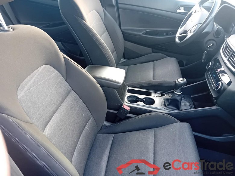 Hyundai 1.6 CRDI 85kW (116CV) 48V SLE 4X2(SP)(SL) HYUNDAI Tucson / 2018 / 5P / todoterreno 1.6 CRDI 85kW (116CV) 48V SLE 4X2(SP)(SL) #6