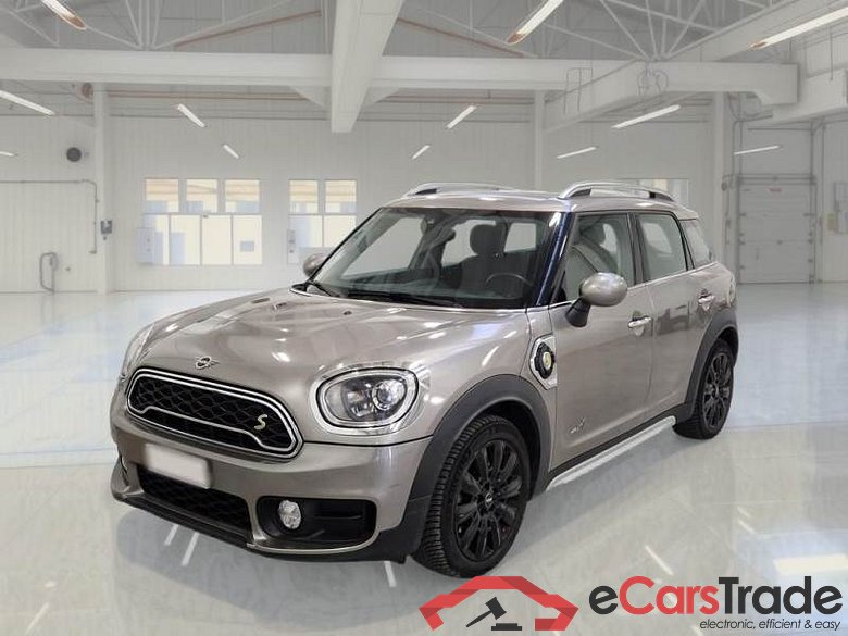 MINI COUNTRYMAN / 2016 / 5P / BERLINA COOPER S E ALL4 HYPE AUTOMATICA