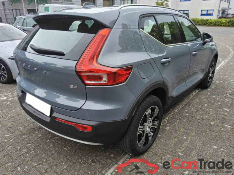 Volvo XC40 (2017->) DE - SUV5 B4 2WD EU6d, Inscription (EURO 6d), 2020 - 2022 #3