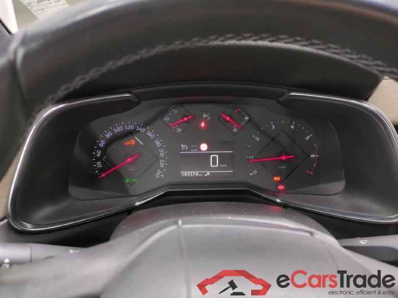 DS DS 7 Crossback / 2017 / 5P / SUV BlueHDi 130 Manuel Chic #6