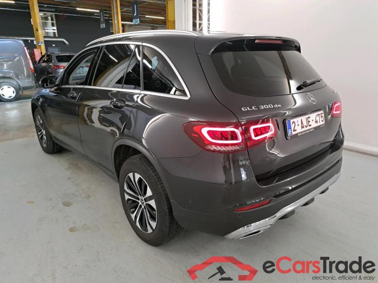 MERCEDES-BENZ GLC 2.0 GLC 300 DE 4MATIC 4WD AUTO Advantage Exclusive Interior #2