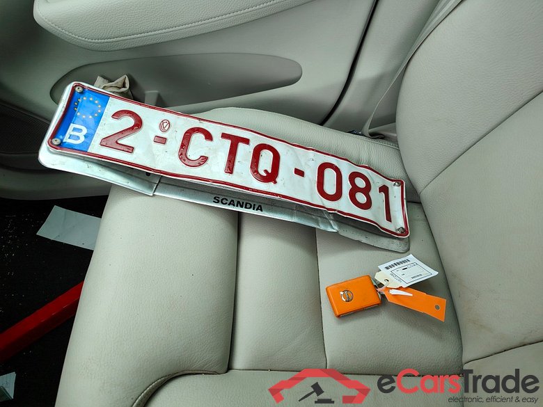 Volvo XC60 B4 P Inscription Aut. 5d  !! Damaged car !! VERKOCHT MET ENKEL DEEL II  IB  !!!!!!!!!! #4