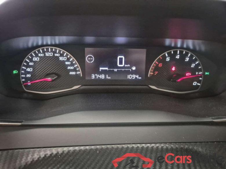 PEUGEOT 2008 1.2 PureTech Active #4