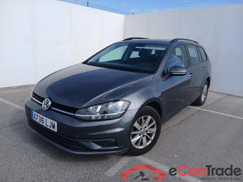 VOLKSWAGEN Golf / 2016 / 5P / familiar Last Edition 1.6 TDI 85kW(115CV) Variant #1