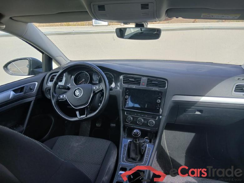 VOLKSWAGEN Golf / 2016 / 5P / familiar Last Edition 1.6 TDI 85kW(115CV) Variant #3