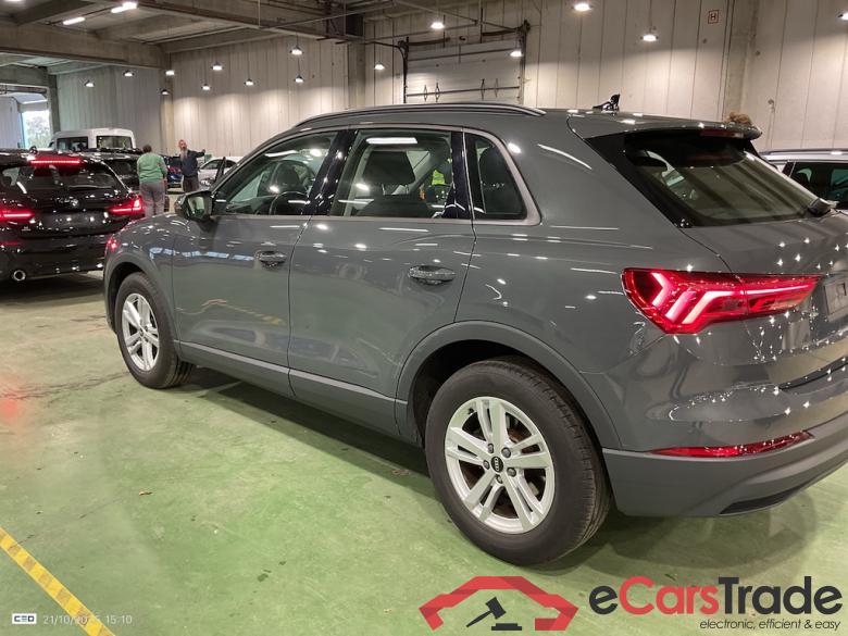 AUDI Q3 DIESEL - 2019 35 TDi Business Edition S tronic #3 AUDI Q3 DIESEL - 2019 35 TDi Business Edition S tronic #3