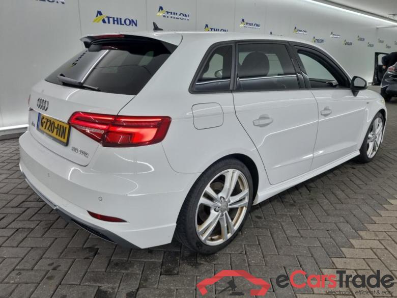 AUDI A3 Sportback 35 TFSI S tronic Advance Sport 5D 110kW #3
