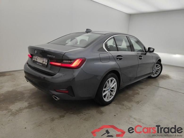 BMW 320e Plug-In Hybrid Aut. LED-Xenon LC-Pro Navi KeylessGo Klima PDC ... #3