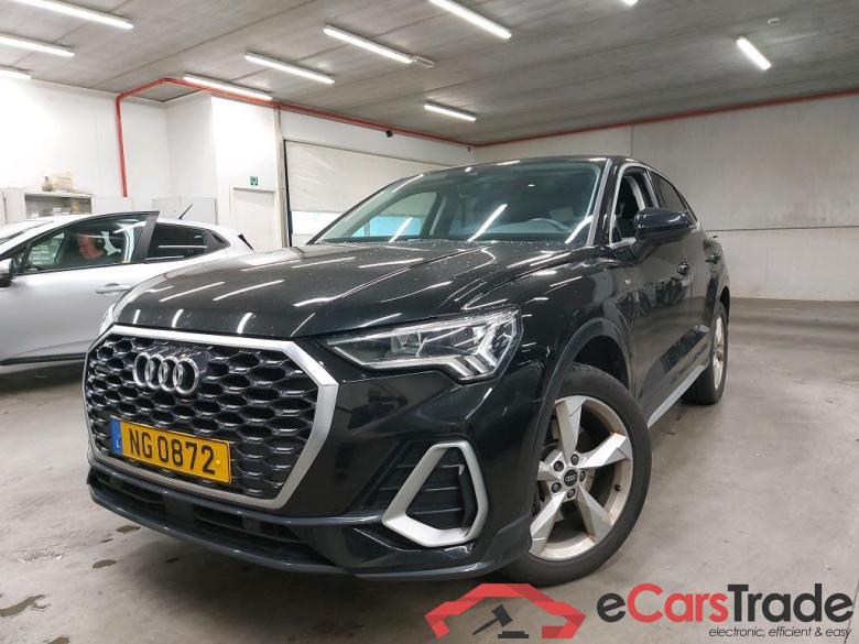 AUDI - AUD Q3 SB 40 TDI 200PK Quattro S-Tronic S Line & Pack Comfort Plus & Sport Seats & Cruise Control & Parking Sensor Plus #1 AUDI - AUD Q3 SB 40 TDI 200PK Quattro S-Tronic S Line & Pack Comfort Plus & Sport Seats & Cruise Control & Parking Sensor Plus #1
