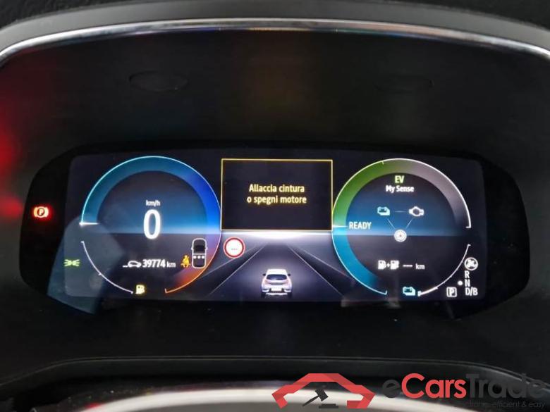 RENAULT CAPTUR / 2019 / 5P / SUV 1.6 PHEV E-TECH 117KW INTENS #4