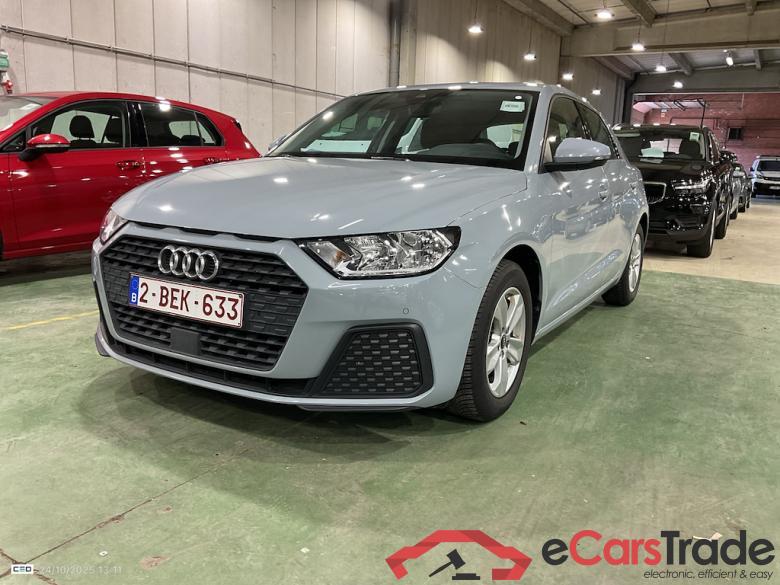 AUDI A1 1.0 25 TFSI ATTRACTION #1