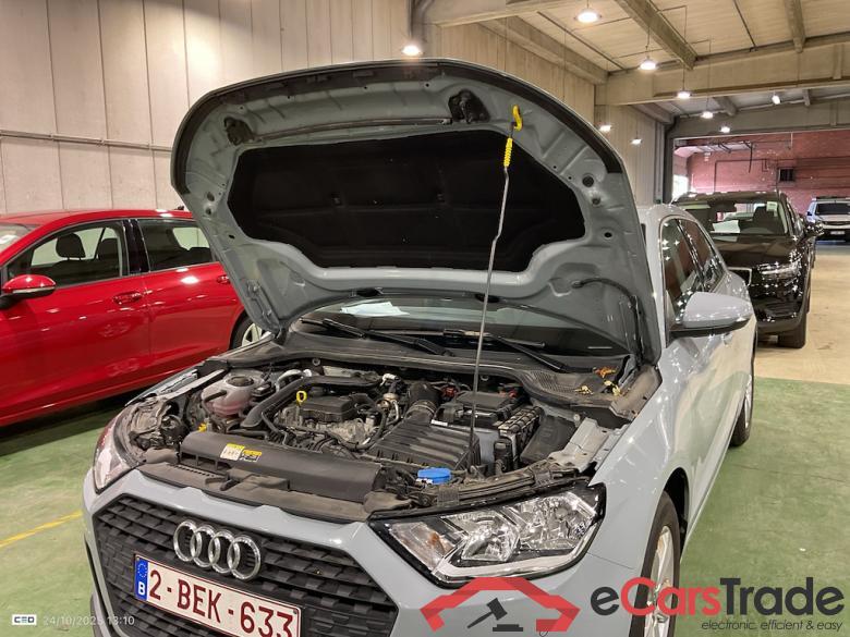 AUDI A1 1.0 25 TFSI ATTRACTION #6