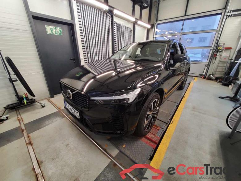 Volvo XC60 (03.2017->) DE - SUV5 B5 (Benzin) AWD EU6d, Ultimate Dark Mild-Hybrid (EURO 6d), (Facelift) #1