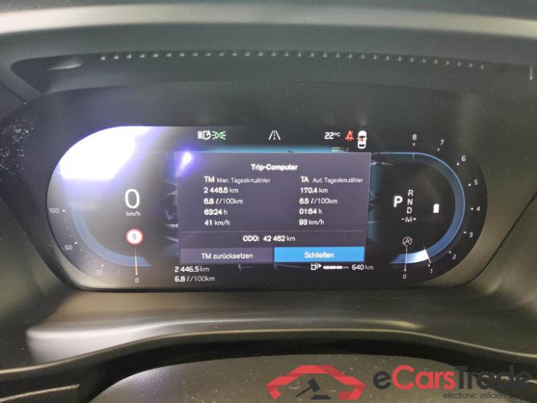 Volvo XC40 (2017->) DE - SUV5 B4 2WD EU6d, Plus Dark (EURO 6d), (Facelift) 2022 - 2024 #6