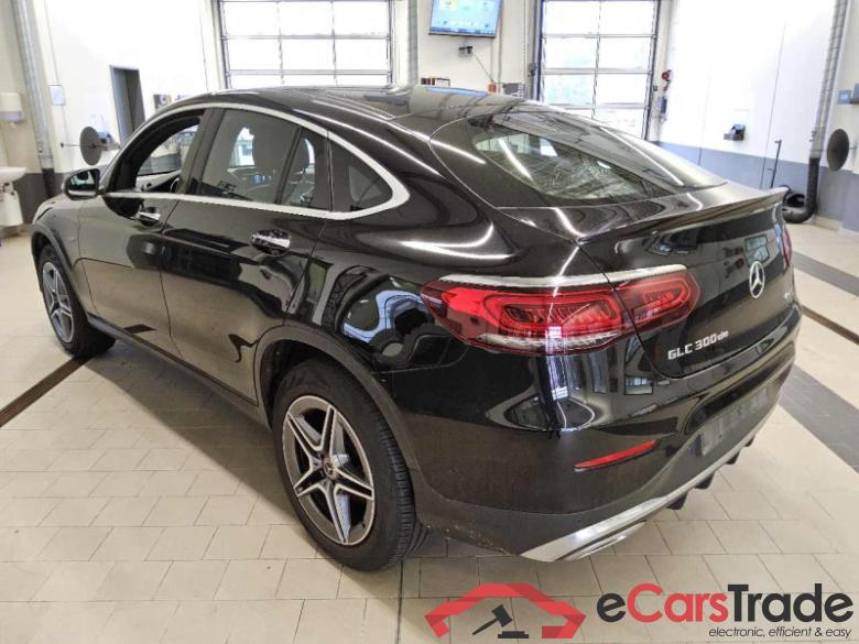 Mercedes-Benz GLC -Klasse Coupe (BM 253)(11.2016->) DE - SUV5 GLC 300 de EU6d, de AMG Line 4Matic (EURO 6d), (Facelift) 2020 - 2023 #4