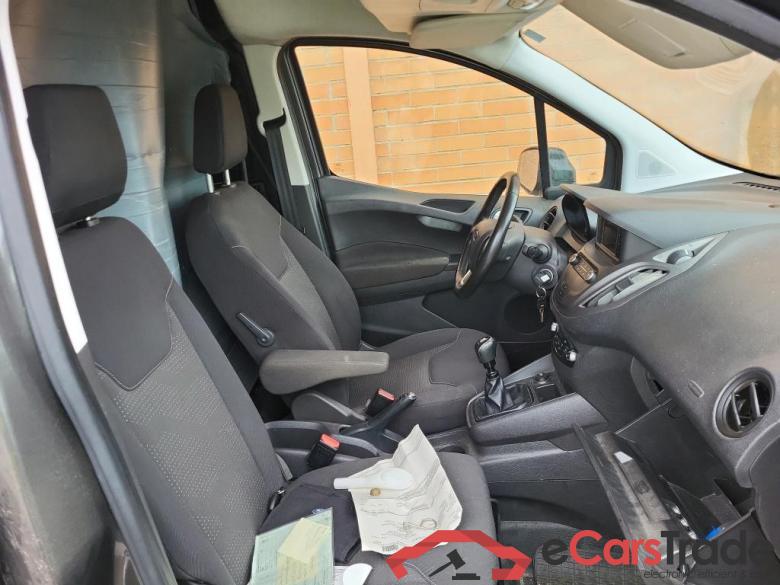 FORD Transit Courier/2014/4P/furgón der.turis Van 1.0 EcoBoost 75kW Trend #6