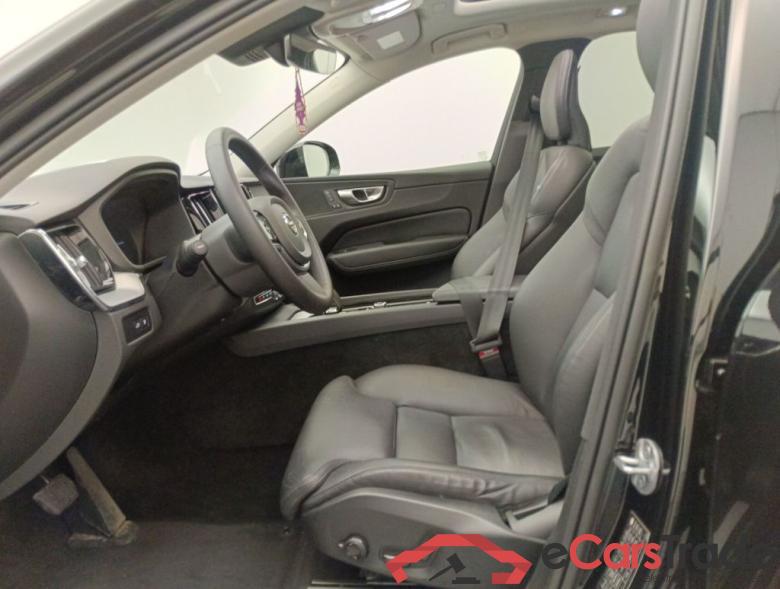 VOLVO XC60 - 2021 2.0 T6 PHEV AWD Plus Dark 5d #3