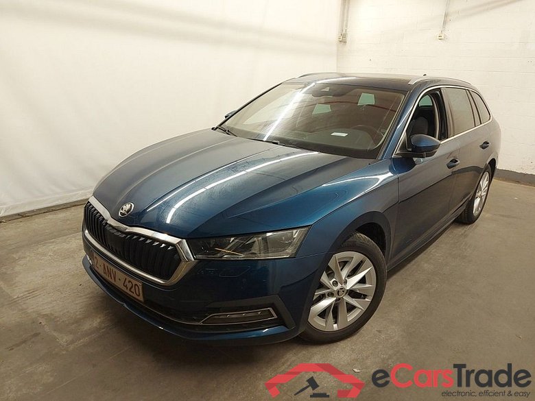 Skoda Octavia Combi 2.0 CRTDI 110kW DSG7 Clever+ 5d