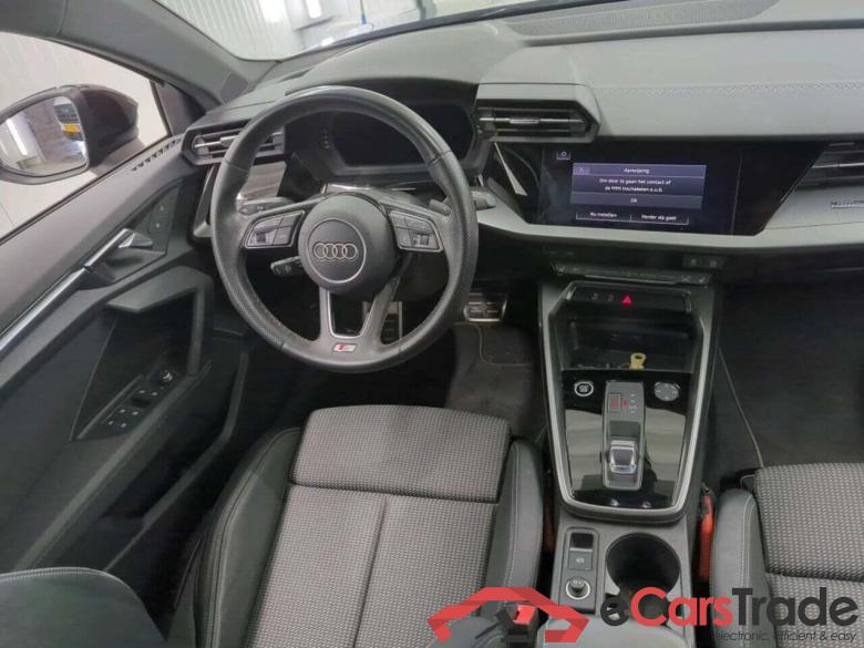 AUDI A3 Sportback 35 TFSI S edition #3