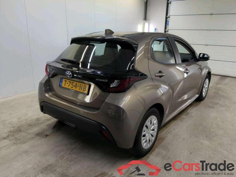 TOYOTA Yaris 1.5 Hyb. Active #2