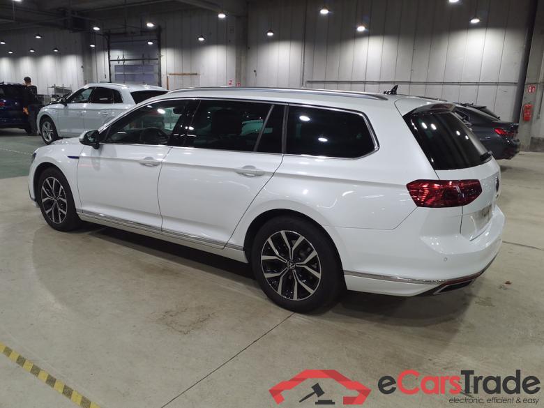 VOLKSWAGEN PASSAT VARIANT 1.4 TSI MSQ VARIANT GTE BUSINESS #2