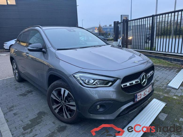 MERCEDES-BENZ GLA 250 e PHEV #1