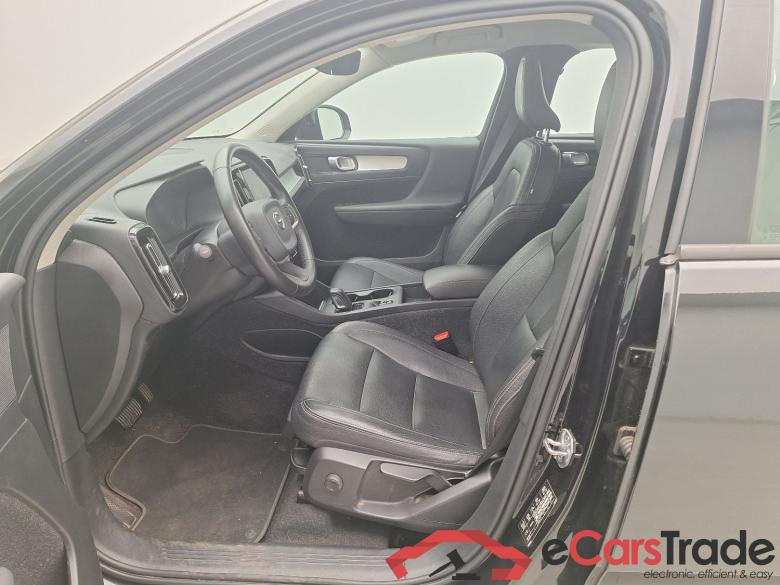 Volvo, XC40 '17, Volvo XC40 T5 Twin Engine Momentum Pro 5d #3