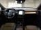 preview Volvo XC40 #2