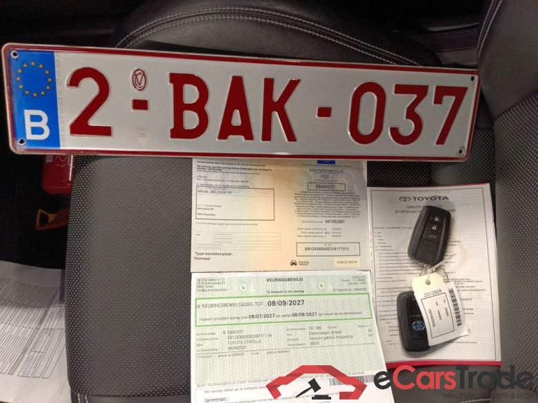 Toyota Corolla Touring Sports 1.8 Hybrid Premium e-CVT 5d #4