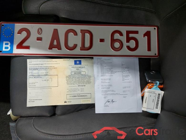 Volvo XC40 T5 Recharge Geartronic R-Design 5d #4