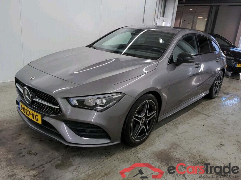 MERCEDES-BENZ CLA-klasse Shooting Brake 180 Bns Sol. AMG