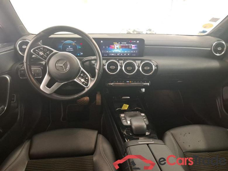 MERCEDES-BENZ CLA Shooting Brake / 2019 / 5P / Break CLA 200 d Business Line BA8 #5