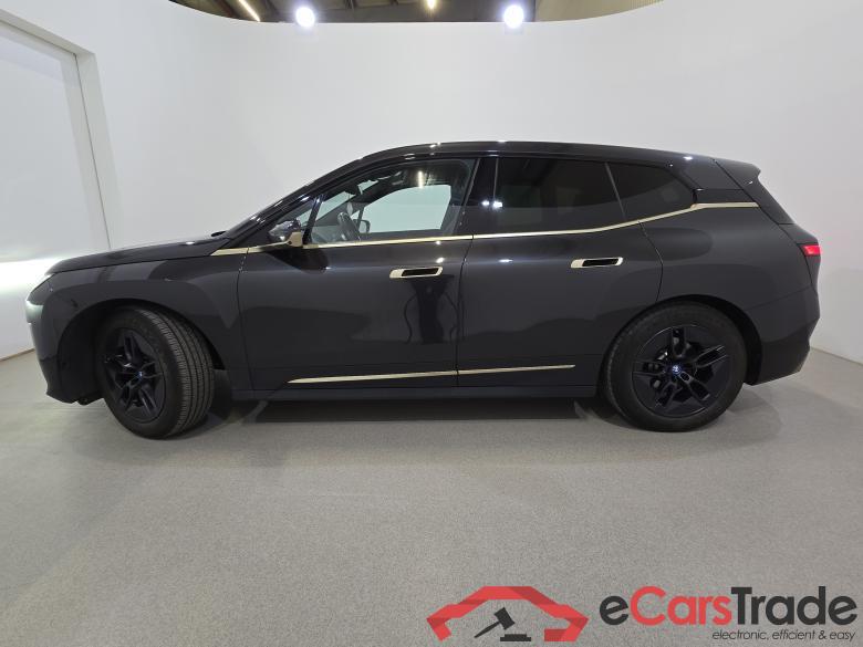 BMW IX Xdrive50 Aut. Pano LED-Xenon Crystal Navi 1/2 Leather KeylessGo Camera 360 Klima PDC ... #2