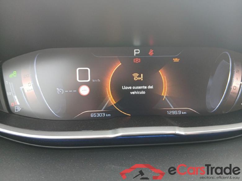 PEUGEOT 3008 / 2016 / 5P / todoterreno GT Line BlueHDi 132kW (180CV) S&S EAT8 #4