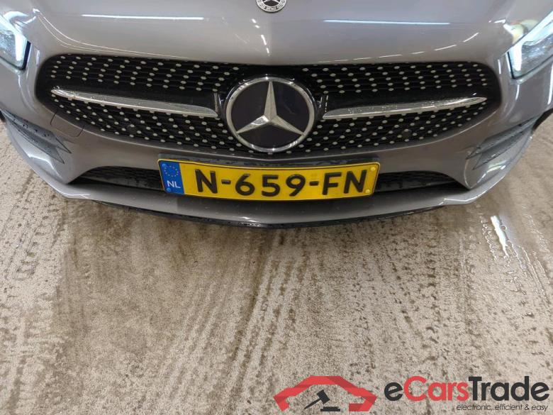 Mercedes-Benz A-Klasse Limousine A 250 e 8G-DCT Business Sol AMG Limited 4d #5