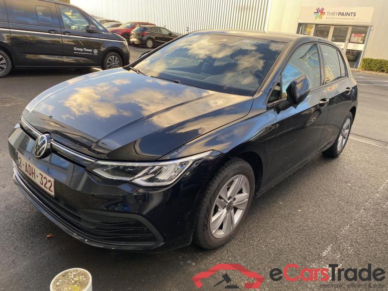 VOLKSWAGEN Golf VIII New Golf Life 1.5 TSI  96 kW (130 pk) 6 versnellingen manueel #1